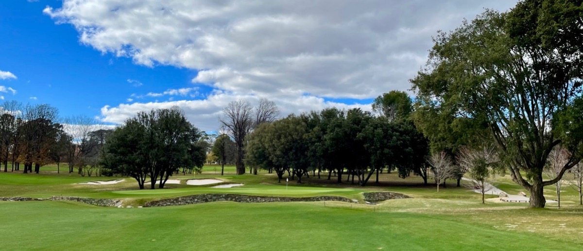 Royal Canberra GC- hole 15 approach