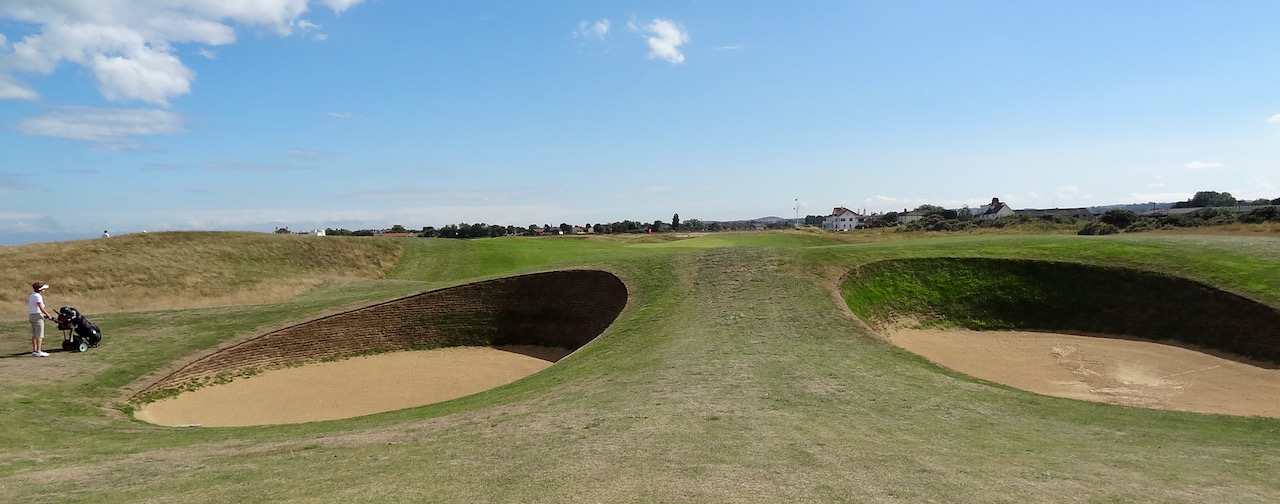   Royal Cinque Ports GC- hole 17 bunkers                             