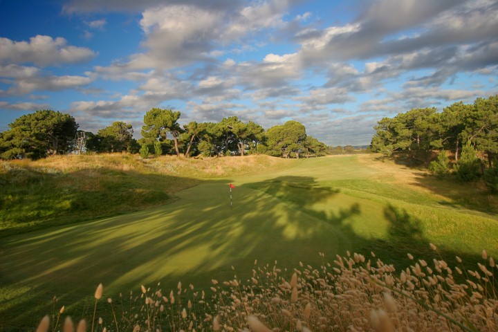 Royal Adelaide GC- the back of the 3rd green