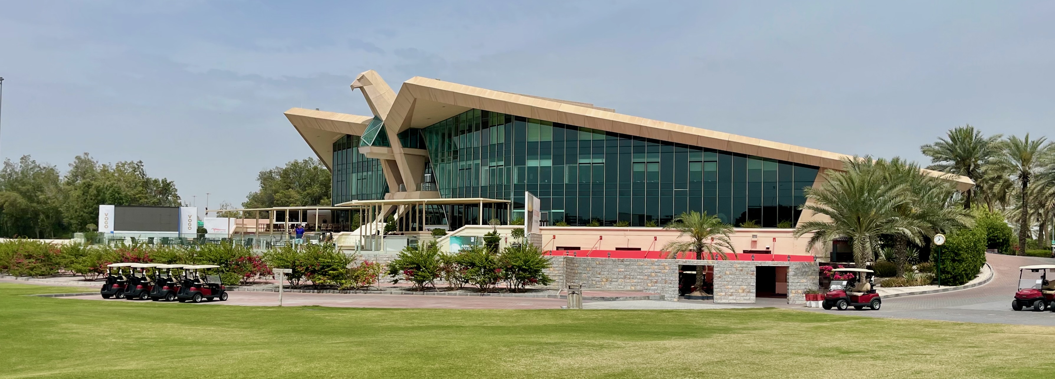 Abu Dhabi GC- the iconic clubhouse