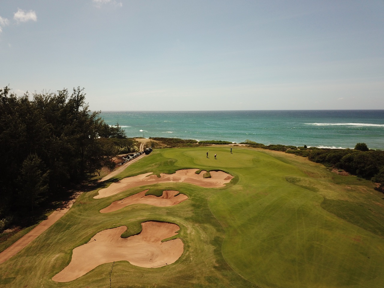Turtle Bay Resort- Palmer course- hole 17 approach 