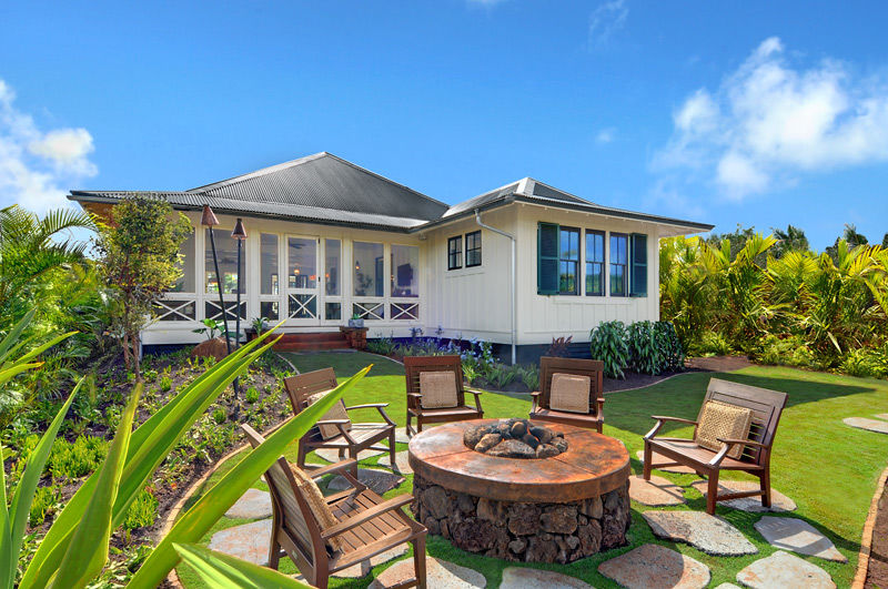 DRH Kauai Residences Cottage exterior firepit SZ100