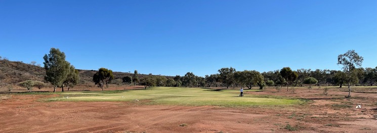 Broken Hill GC- hole 3 tee shot
