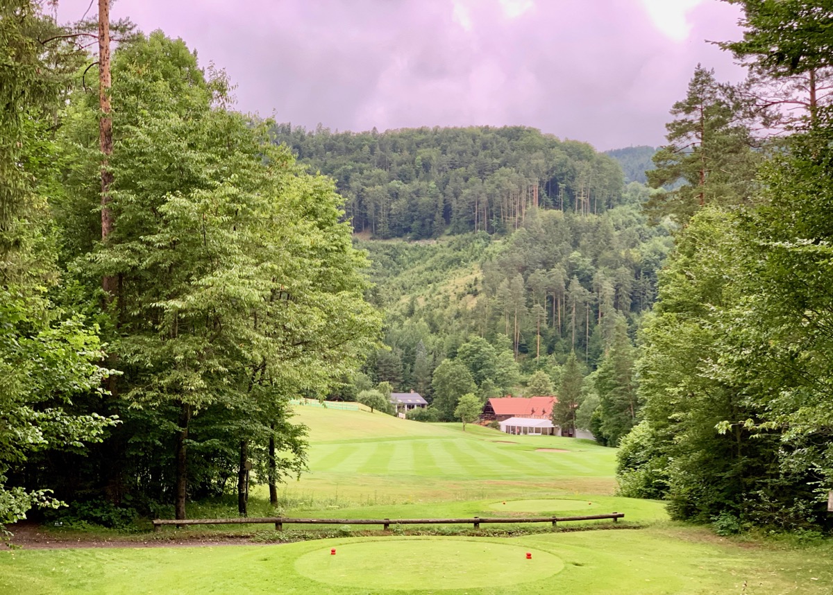 Adamstal- Wallenbach course: hole 9