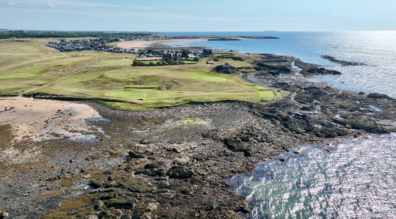 Elie GC- holes 10 & 11 from sea