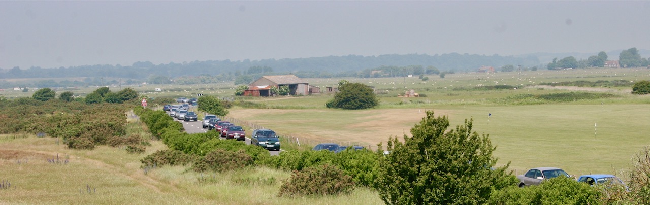 Rye GC- queue for the beach