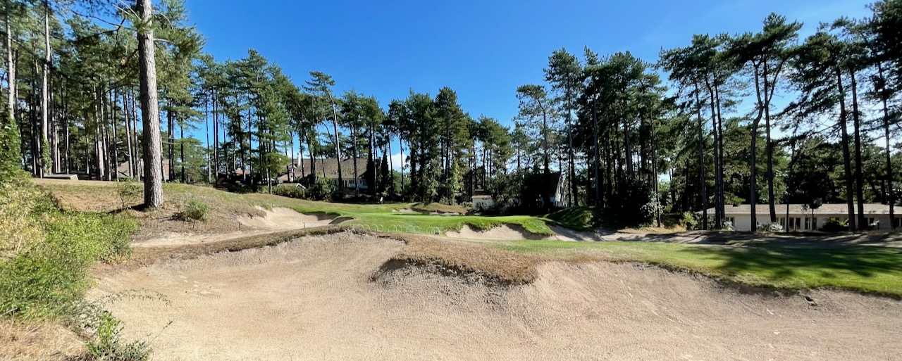 Golf d'Hardelot- Les Pins, hole 7 bunkers