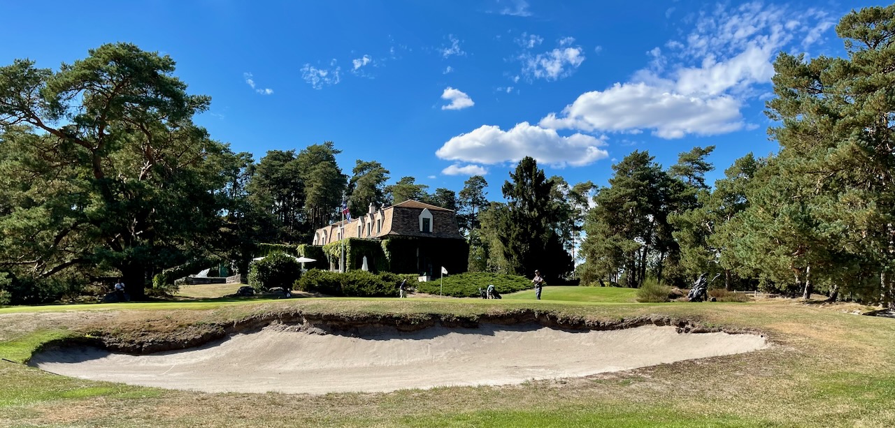 Morfontaine- Valliere, hole 9 clubhouse
