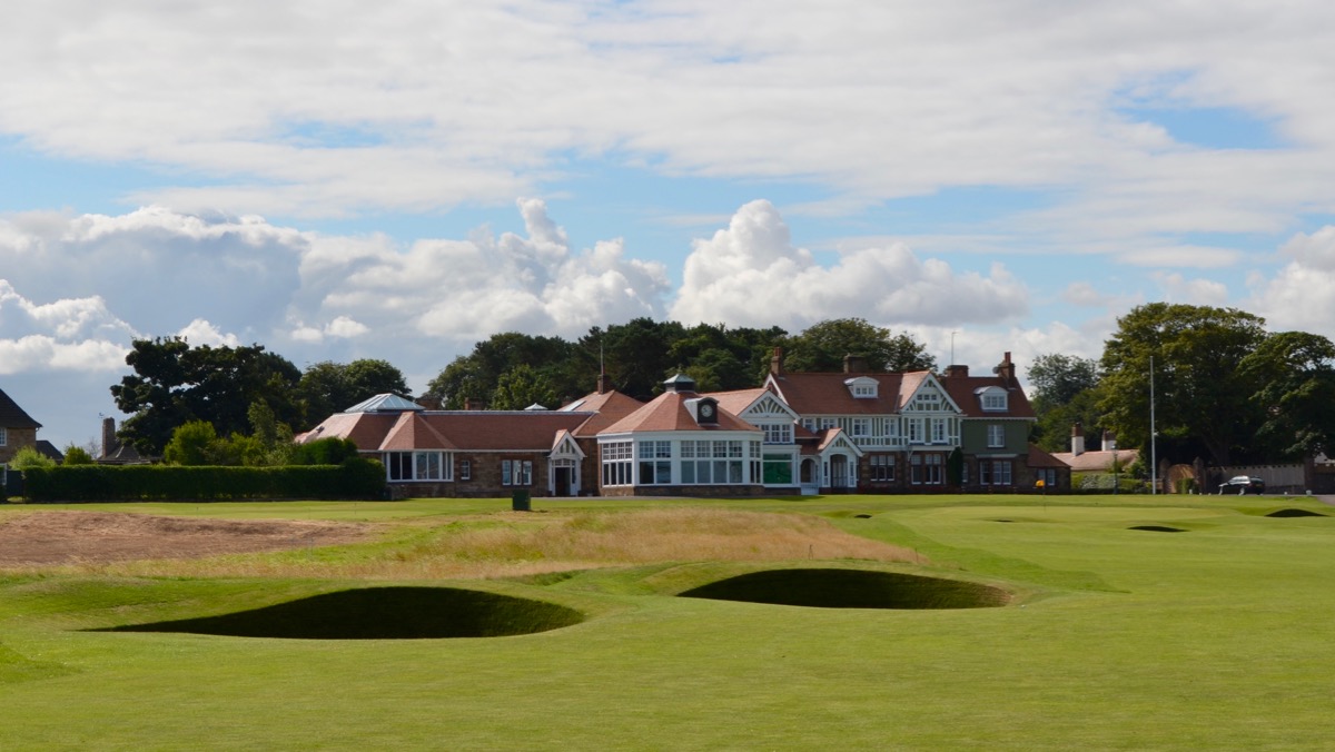 Muirfield GC- 18th hole & clubhouse