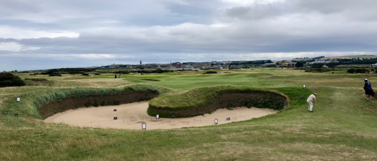St Andrew Links- Old Course- hole 14 "Hell Bunker"
