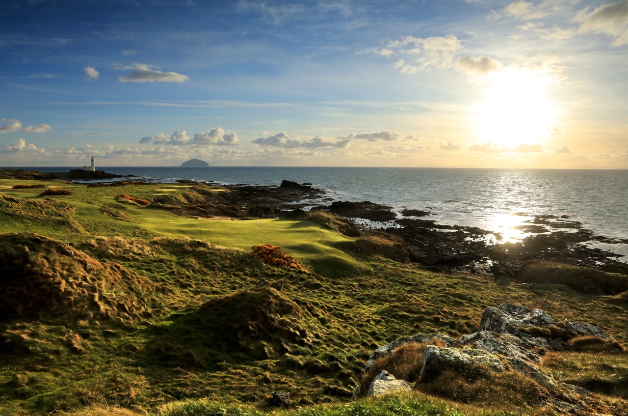 The eleventh green at Turnberry Resort- Ailsa course