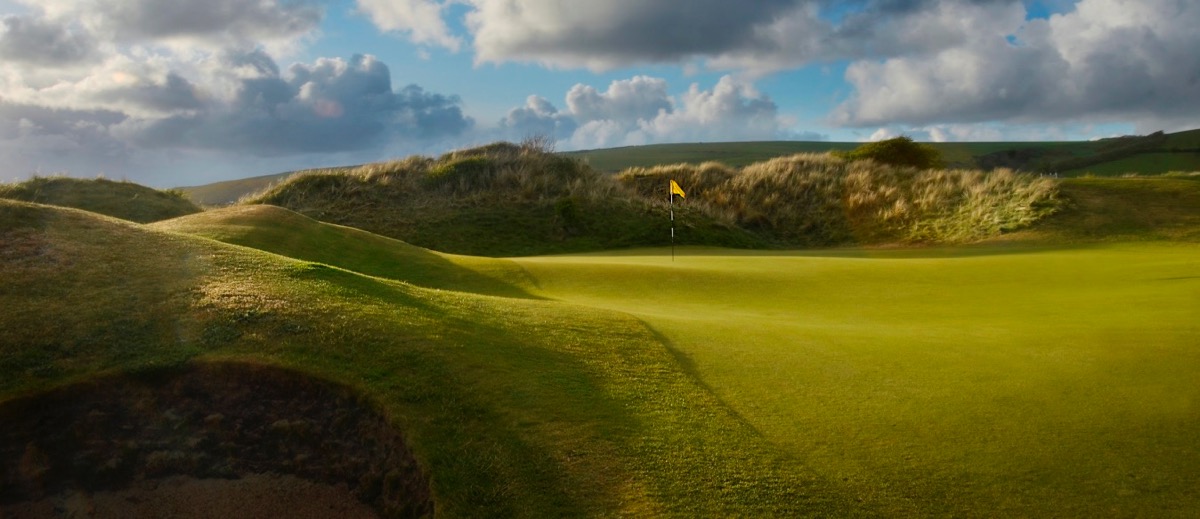 The 9th green of Saunton Golf Clubs East Course