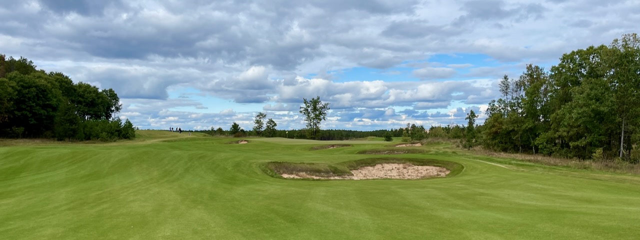Sedge Valley- hole 17 approach