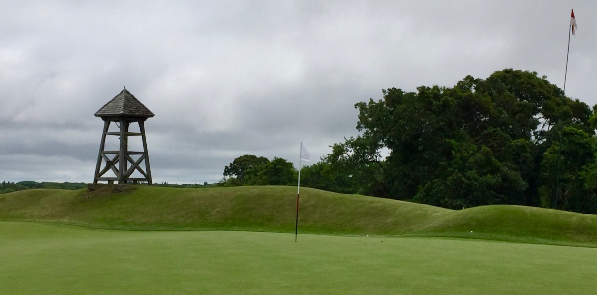 National Golf Links- hole 3