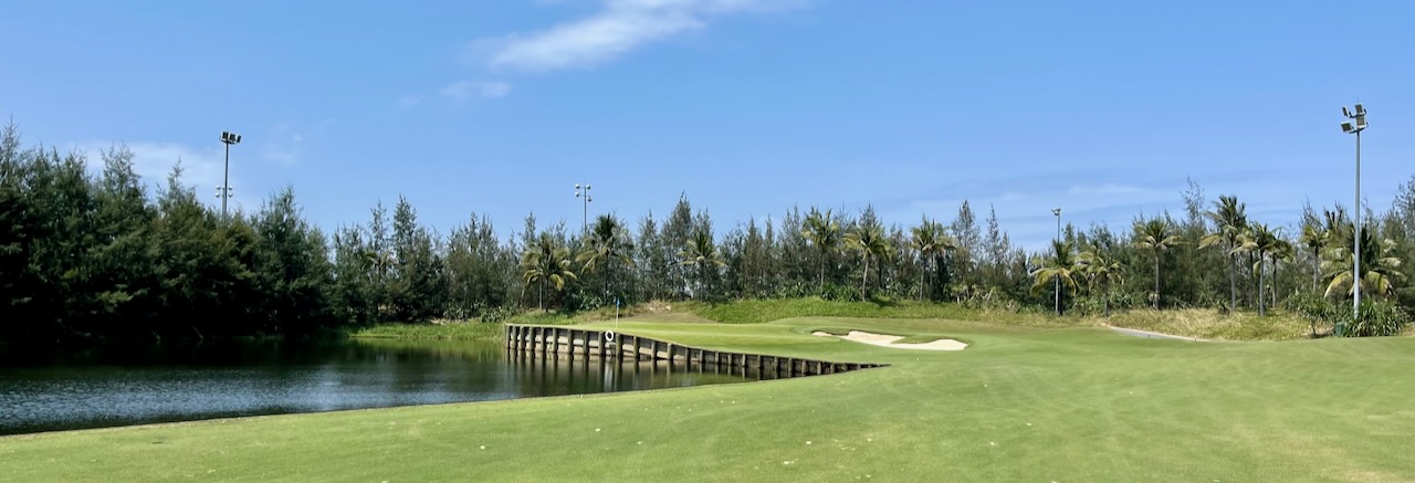 BRG Danang Golf Resort- Nicklaus Course, hole 7