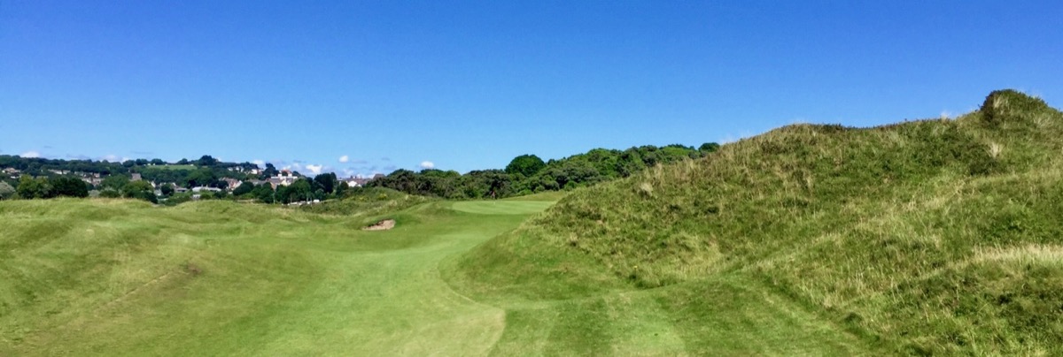 Tenby GC- hole 3 approach